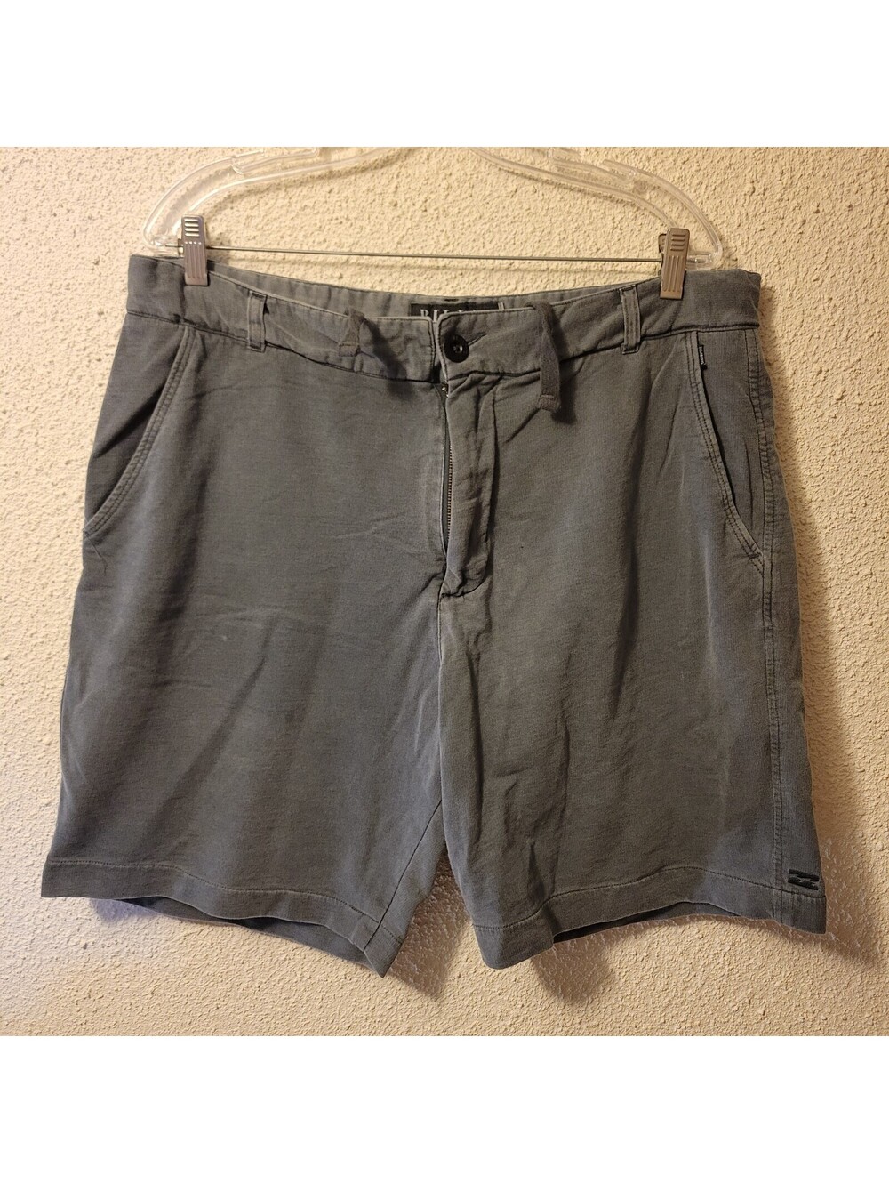 Billabong Double Standard Men's Size 38 Black Shorts Chino Casual Flat Front